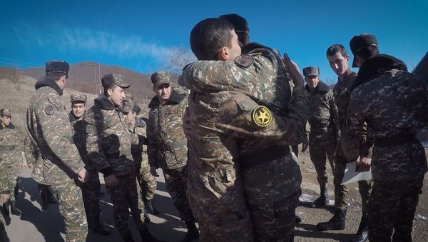Один день в воинской части с демобилизованными солдатами - Sputnik Армения