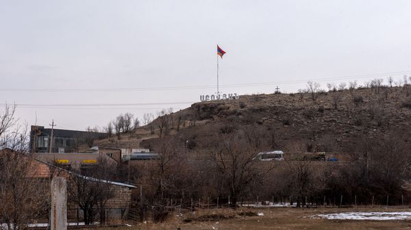 Въезд в город Абовян - Sputnik Армения