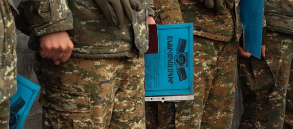 Демобилизация в одной из воинских частей Еревана - Sputnik Արմենիա