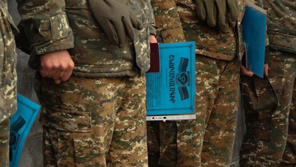 Демобилизация в одной из воинских частей Еревана - Sputnik Արմենիա