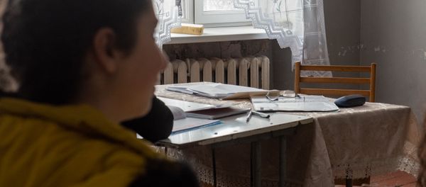 Чугунная батарея в классной комнате школы села Фантан, Котайк Чугунная батарея в классной комнате школы села Фантан, Котайк - Sputnik Արմենիա