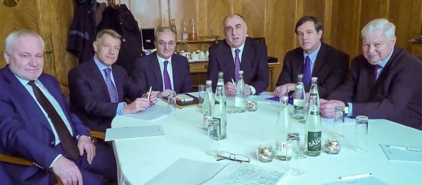 Встреча глав МИД Армении и Азербайджана Зограба Мнацаканяна и Эльмара Мамедъярова при посредничестве МГ ОБСЕ (январь 2020). Женева - Sputnik Արմենիա