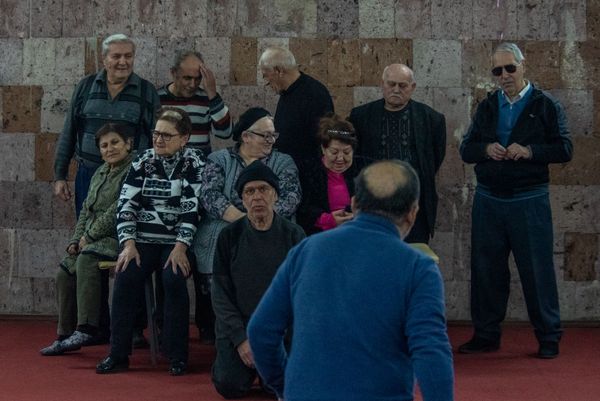 «Բախտաշենը ո՞ր կողմն է». Նորքի տուն-ինտերնատի բնակիչները կպատմեն իրենց «Մոռացված հեքիաթը» «Բախտաշենը ո՞ր կողմն է». Նորքի տուն-ինտերնատի բնակիչները կպատմեն իրենց «Մոռացված հեքիաթը» - Sputnik Արմենիա