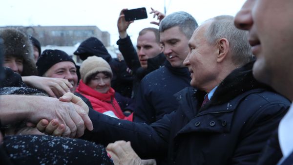 Рабочая поездка президента РФ В. Путина в Череповец - Sputnik Армения