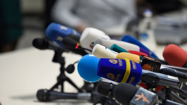 Микрофоны армянских СМИ  - Sputnik Армения