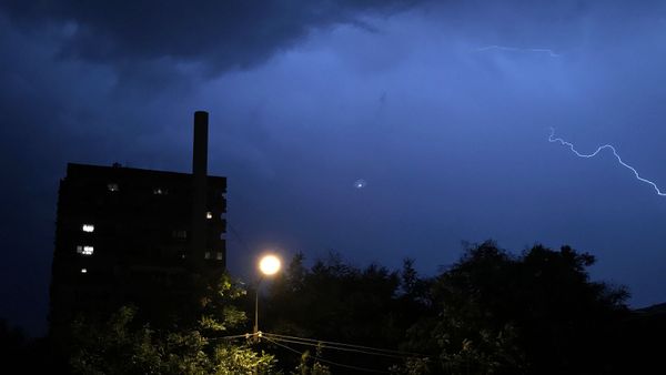 Молния в Ереване - Sputnik Армения