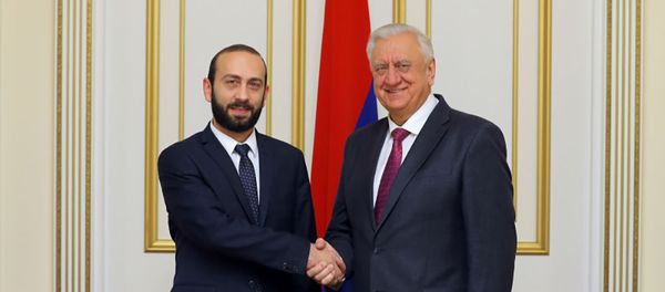 Встреча спикера парламента Армении Арарата Мирзояна с председателем ЕЭК Михаилом Мясниковичем (7 февраля 2020). Еревaн - Sputnik Армения