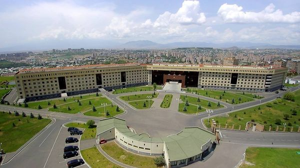 ՀՀ ՊՆ - Sputnik Արմենիա