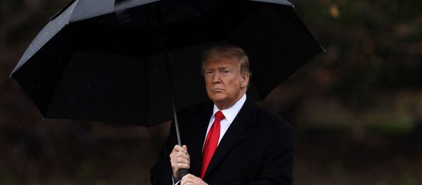 Президент США Дональд Трамп перед отъездом из Белого дома (10 февраля 2020). Вашингтон Президент США Дональд Трамп перед отъездом из Белого дома (10 февраля 2020). Вашингтон - Sputnik Армения