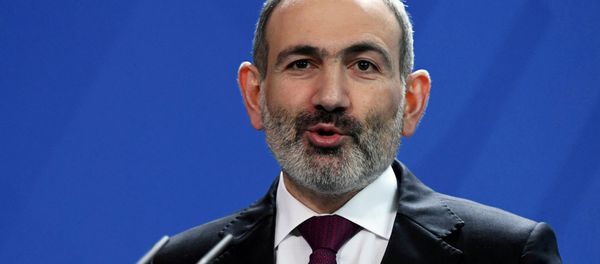 Премьер-министр Армении Никол Пашинян во время совместной пресс-конференции с канцлером Германии (13 февраля 2020). Берлин Премьер-министр Армении Никол Пашинян во время совместной пресс-конференции с канцлером Германии (13 февраля 2020). Берлин - Sputnik Армения