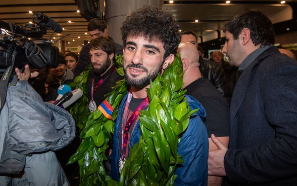 Борцы греко-римского стиля прибыли из Рима по окончании Чемпионата Европы (14 февраля 2020). Еревaн - Sputnik Армения