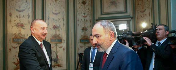 Встреча премьер-министра Армении Никола Пашиняна и президента Азербайджана Ильхама Алиева (15 февраля 2020). Мюнхен Встреча премьер-министра Армении Никола Пашиняна и президента Азербайджана Ильхама Алиева (15 февраля 2020). Мюнхен - Sputnik Армения