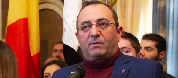Арцвик Минасян, представитель партии Дашнакцутюн, в посольстве Сирии (16 февраля 2020). Еревaн - Sputnik Արմենիա