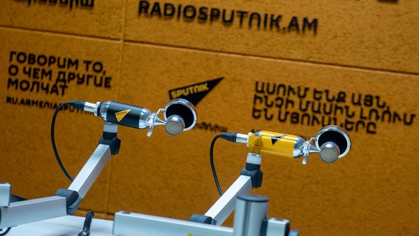 Микрофоны в павильоне радио Sputnik - Sputnik Армения