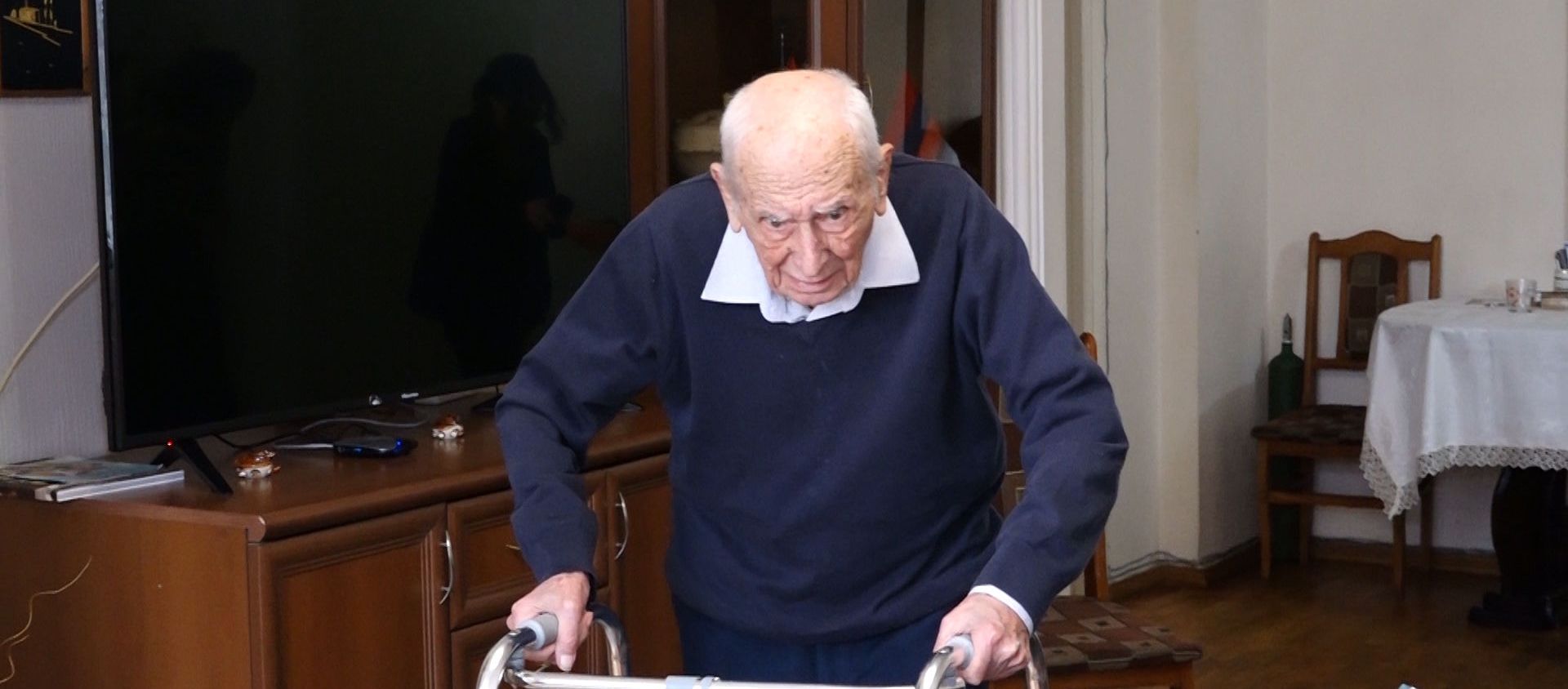 Как 105-летний Нурхар Жозефович решил переехать в Армению Как 105-летний Нурхар Жозефович решил переехать в Армению - Sputnik Армения, 1920, 18.02.2020