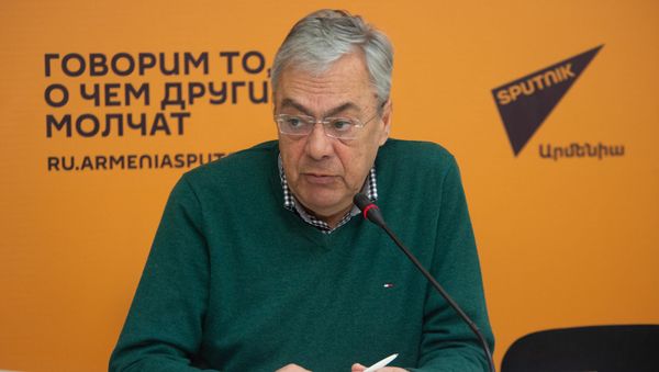 Баграт Асатрян на пресс-конференции Экономика Армении в 2019 году, и какие вызовы стоят перед страной в 2020-м? (19 февраля 2020). Еревaн - Sputnik Արմենիա
