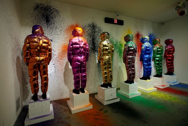 Модели представляют коллекцию Moncler на неделе моды в Милане - Sputnik Армения