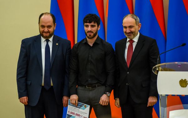 Հովհաննես Բոչկովը պարգևատրման արարողությանը - Sputnik Արմենիա