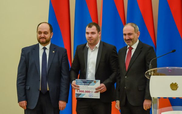 Հակոբ Մկրտչյանը պարգևատրման արարողությանը - Sputnik Արմենիա