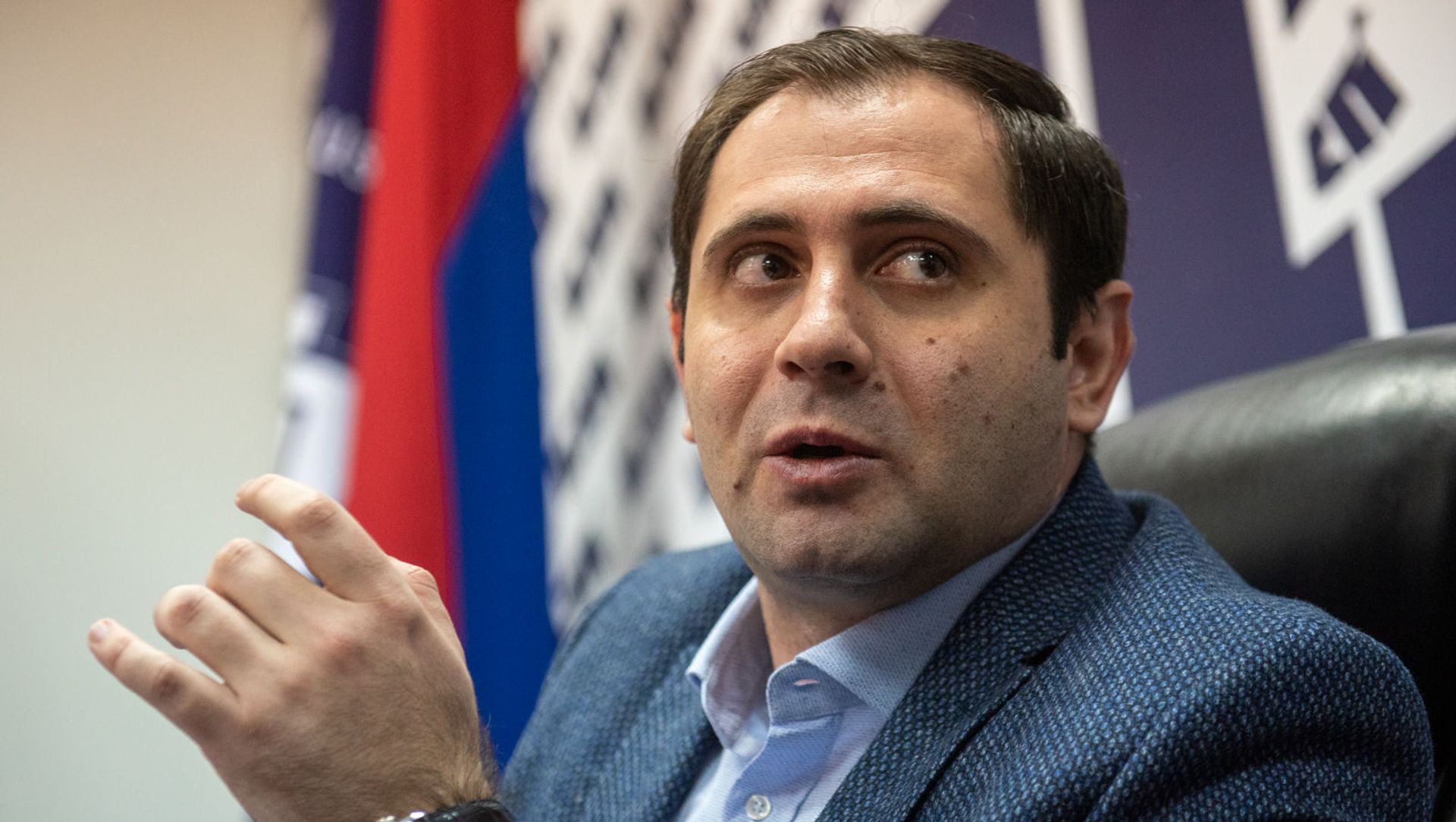 Пресс-конференция Сурена Папикяна в штабе “Да” (26 февраля 2020). Еревaн Пресс-конференция Сурена Папикяна в штабе “Да” (26 февраля 2020). Еревaн - Sputnik Армения, 1920, 12.07.2021