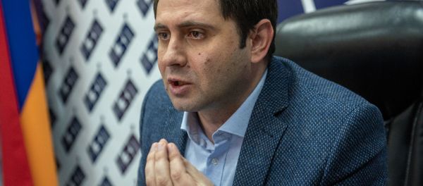 Пресс-конференция Сурена Папикяна в штабе “Да” (26 февраля 2020). Еревaн Пресс-конференция Сурена Папикяна в штабе “Да” (26 февраля 2020). Еревaн - Sputnik Армения