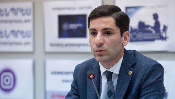 Пресс-конференция губернатора Араратской области Гарика Саркисяна (26 февраля 2020). Еревaн - Sputnik Արմենիա
