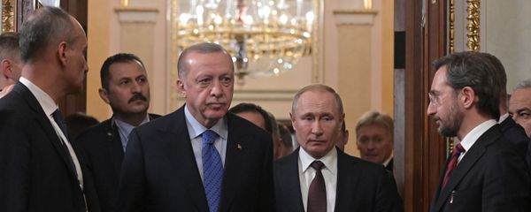 Встреча президентов России и Турции Владимира Путина и Реджепа Тайипа Эрдогана (5 марта 2020). Москва Встреча президентов России и Турции Владимира Путина и Реджепа Тайипа Эрдогана (5 марта 2020). Москва - Sputnik Армения