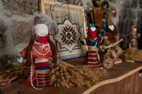Женская семерка открыла гастродворик: какие сюрпризы ждут туристов в армянском селе Арагюх Женская семерка открыла гастродворик: какие сюрпризы ждут туристов в армянском селе Арагюх - Sputnik Армения