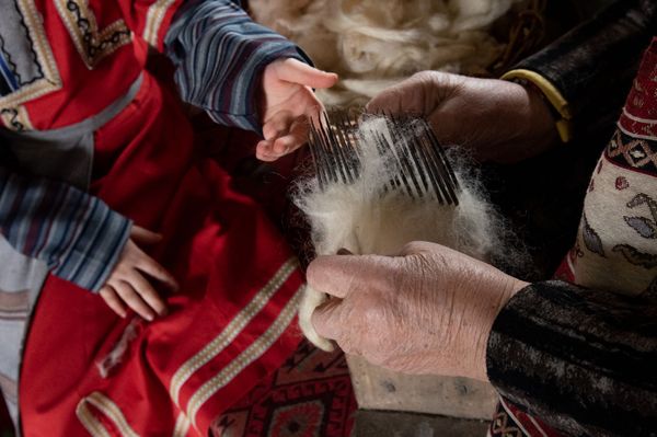 Женская семерка открыла гастродворик: какие сюрпризы ждут туристов в армянском селе Арагюх Женская семерка открыла гастродворик: какие сюрпризы ждут туристов в армянском селе Арагюх - Sputnik Армения