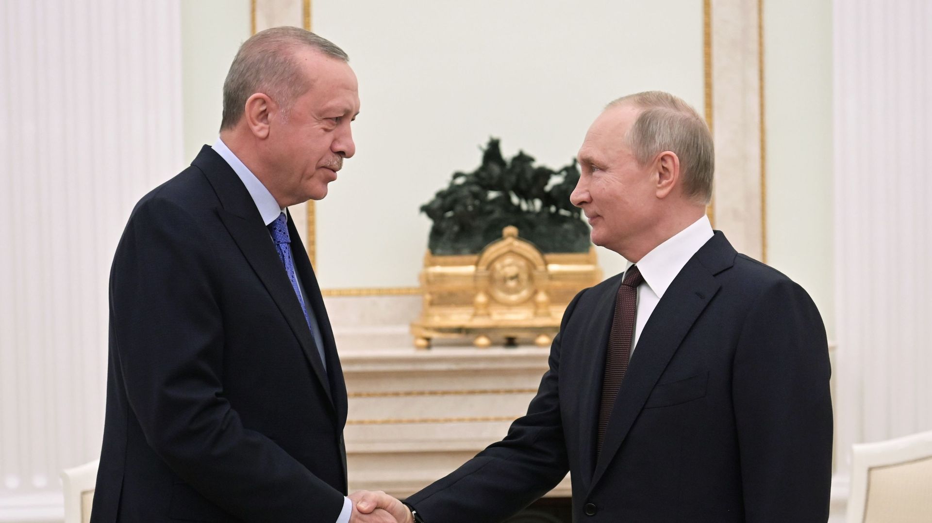 Владимир Путин и Реджеп Тайип Эрдоган Владимир Путин и Реджеп Тайип Эрдоган - Sputnik Армения, 1920, 18.02.2021