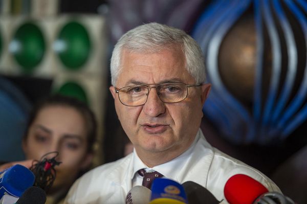 Её никто не навестил - директор медцентра рассказал о состоянии избитой в Гюмри девочки - Sputnik Армения