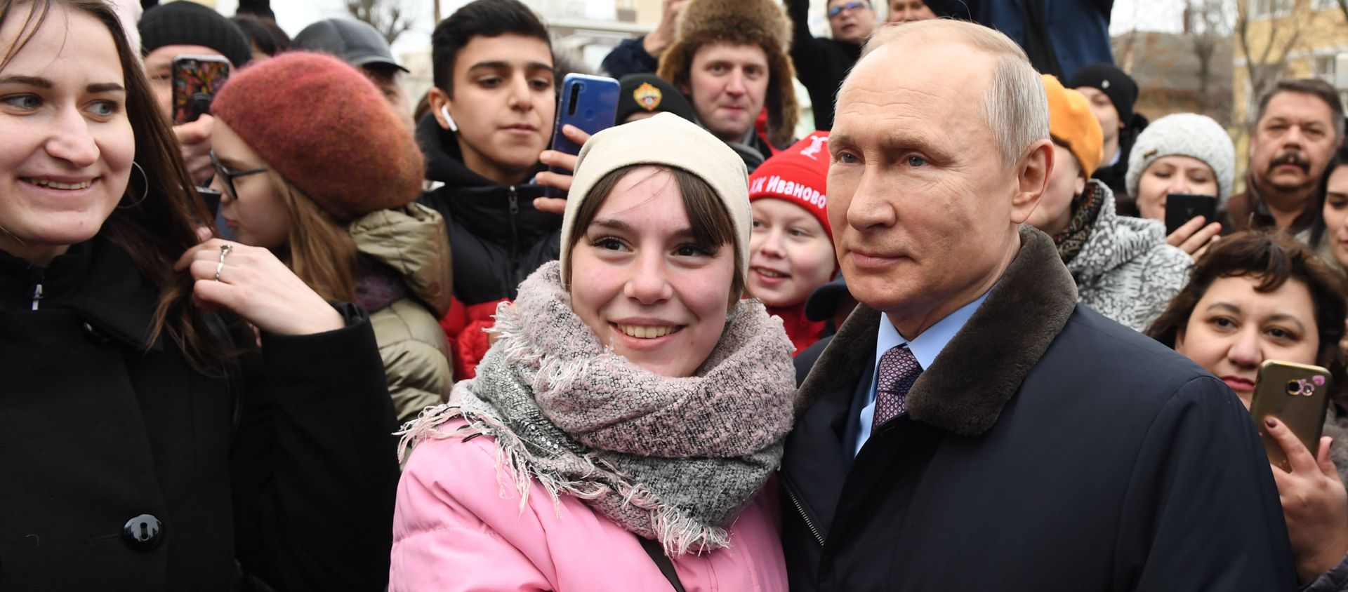 Президент России Владимир Путин во время рабочей поездки в Иваново - Sputnik Армения, 1920, 06.03.2020