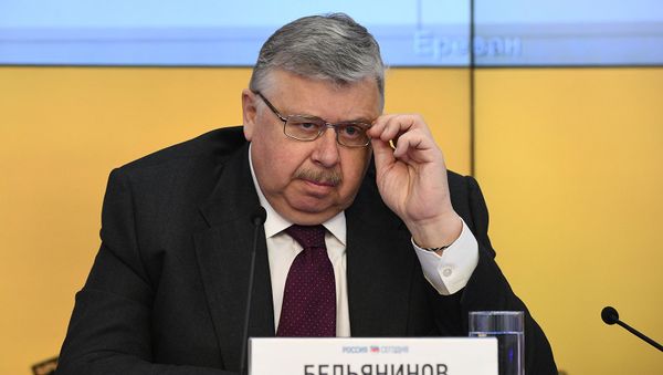 Председатель правления Евразийского банка развития Андрей Бельянинов во время видеомоста Москвa–Еревaн–Кишинев–Минск на тему: Региональная интеграция, сотрудничество Евразийского банка развития со странами ЕАЭС (11 марта 2020). Москвa - Sputnik Արմենիա