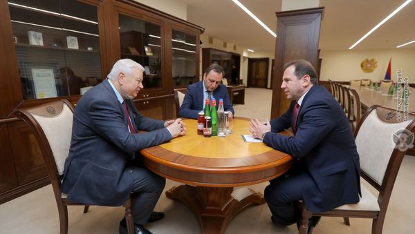 Министр обороны РА Давид Тоноян принял Анджея Каспршика (12 марта 2020). Еревaн - Sputnik Армения