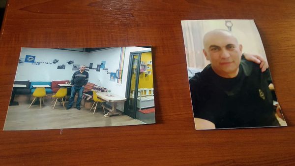 Фотографии избитого в Ехегнадзоре подполковника Ара Мхитаряна во время пресс-конференции (13 марта 2020). Гюмри - Sputnik Армения