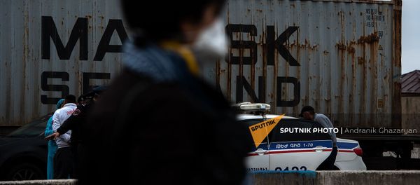 Контрольно-пропускной пункт при выезде из Эчмиадзина (17 марта 2020). Армавир - Sputnik Армения