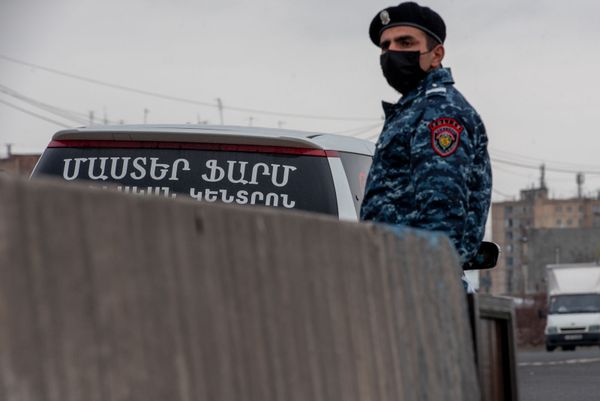Էջմիածնի ելքի մոտ գործող հսկիչ անցակետ (2020 թվականի մարտի 17), Արմավիր - Sputnik Արմենիա