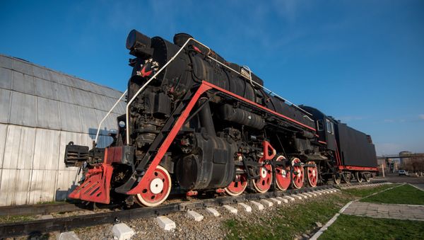 Паровоз времен СССР в ереванском депо ЮКЖД (21 марта 2020). Еревaн - Sputnik Արմենիա