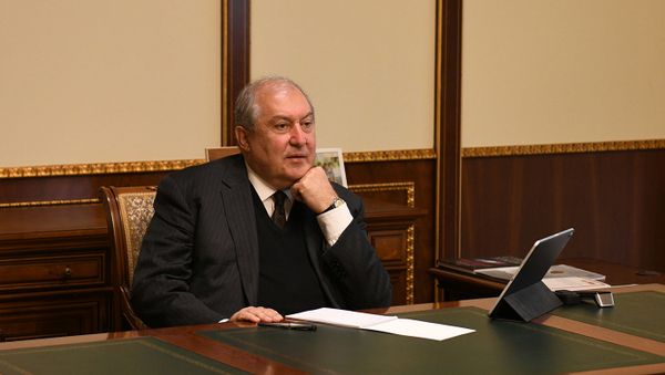 Президент Армен Саркисян принял руководителя Всемирной продовольственной программы ООН в Армении Елену Милошевич (25 марта 2020). Еревaн - Sputnik Արմենիա