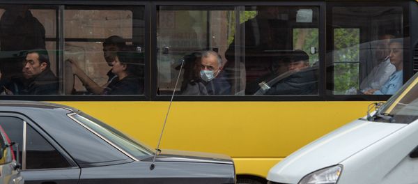  Город во время чрезвычайной ситуации (25 марта 2020). Ереван - Sputnik Армения