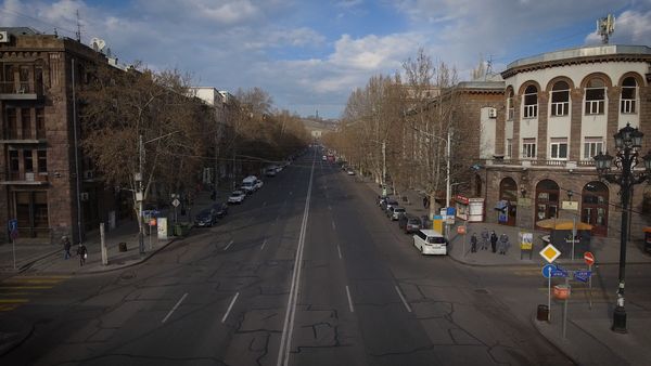 Ереван в жестких тисках режима ЧП - Sputnik Армения