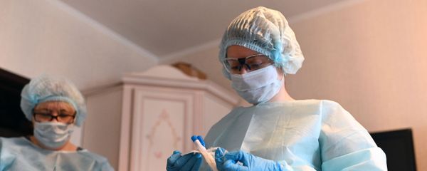Пробирка с биоматериалом, взятым у пациента на наличие короновирусной инфекции - Sputnik Արմենիա