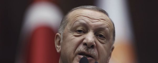 Президент Турции Реджеп Тайип Эрдоган в парламенте (4 марта 2020). Анкара - Sputnik Армения