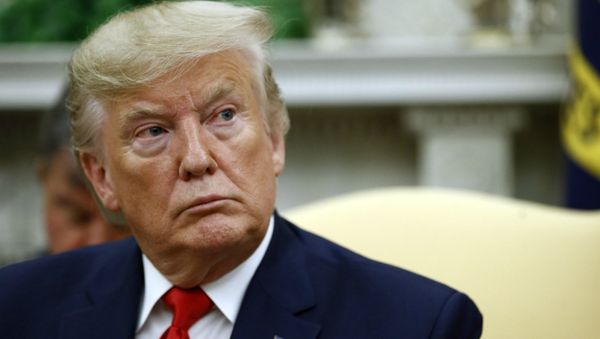 Президент Дональд Трамп в Овальном кабинете в Белом доме (13 ноября 2019). Вашингтон - Sputnik Армения