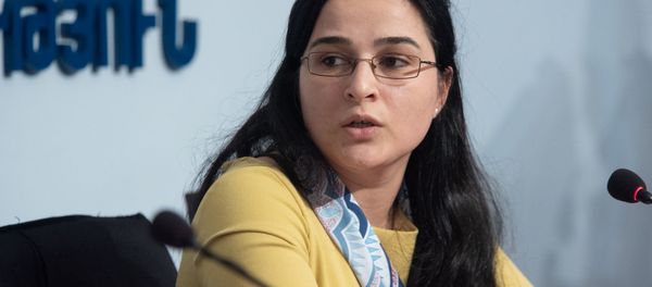 Пресс-секретарь министерства иностранных дел Армении Анна Нагдалян на пресс-конференции (18 марта 2020). Еревaн Пресс-секретарь министерства иностранных дел Армении Анна Нагдалян на пресс-конференции (18 марта 2020). Еревaн - Sputnik Армения