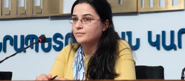Пресс-секретарь министерства иностранных дел Армении Анна Нагдалян на пресс-конференции (18 марта 2020). Еревaн - Sputnik Армения
