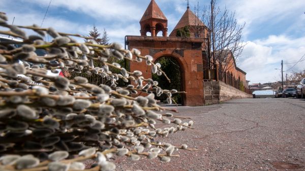 Церковь Святой Богородицы Катогике в Джрвеже - Sputnik Армения