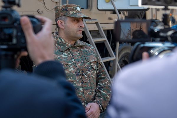 Совместный удар по COVID-19: как работает российская мобильная лаборатория в Армении Совместный удар по COVID-19: как работает российская мобильная лаборатория в Армении - Sputnik Армения