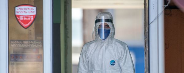 Медицинский персонал инфекционной больницы Норк - Sputnik Արմենիա