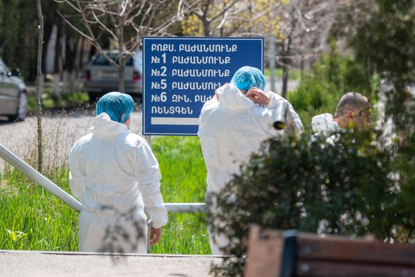 Когда дом лишь снится: директор инфекционки в Ереване раскрыл правду о вирусных буднях - Sputnik Армения